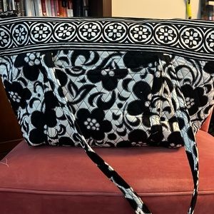 Vera Bradley zippered tote in Night & Day